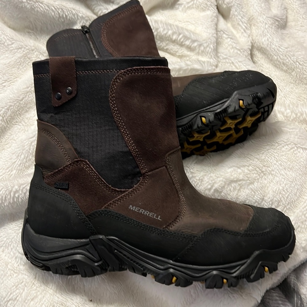 Merrill Castle Rock waterproof boots